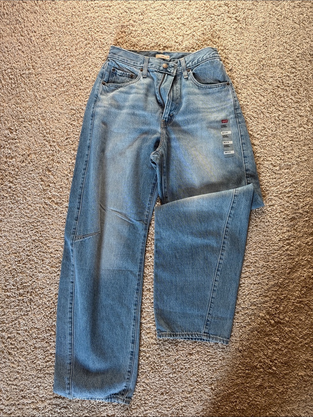 Levi’s cinch barrel jean